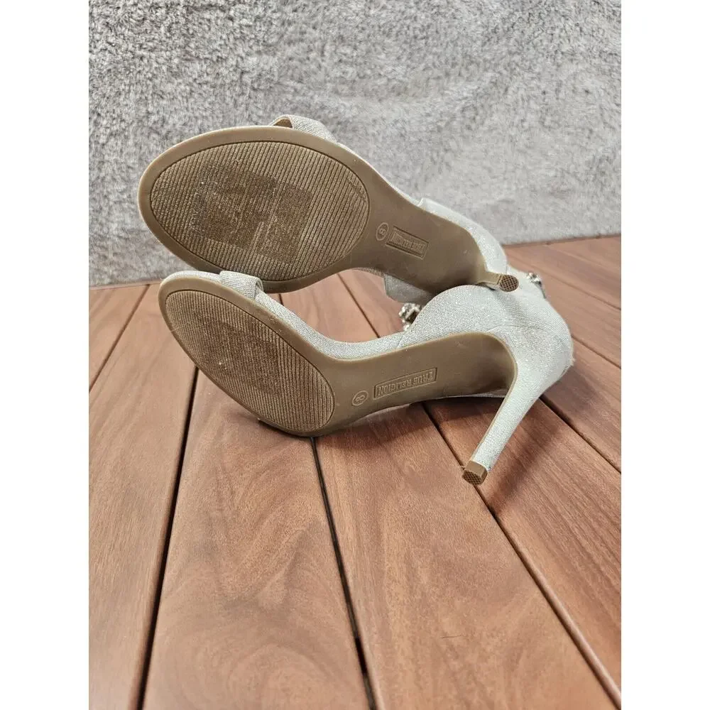 New True Religion Braelyn Metallic Silver Rhinestone‎ Ankle Wrap Heels sz 8